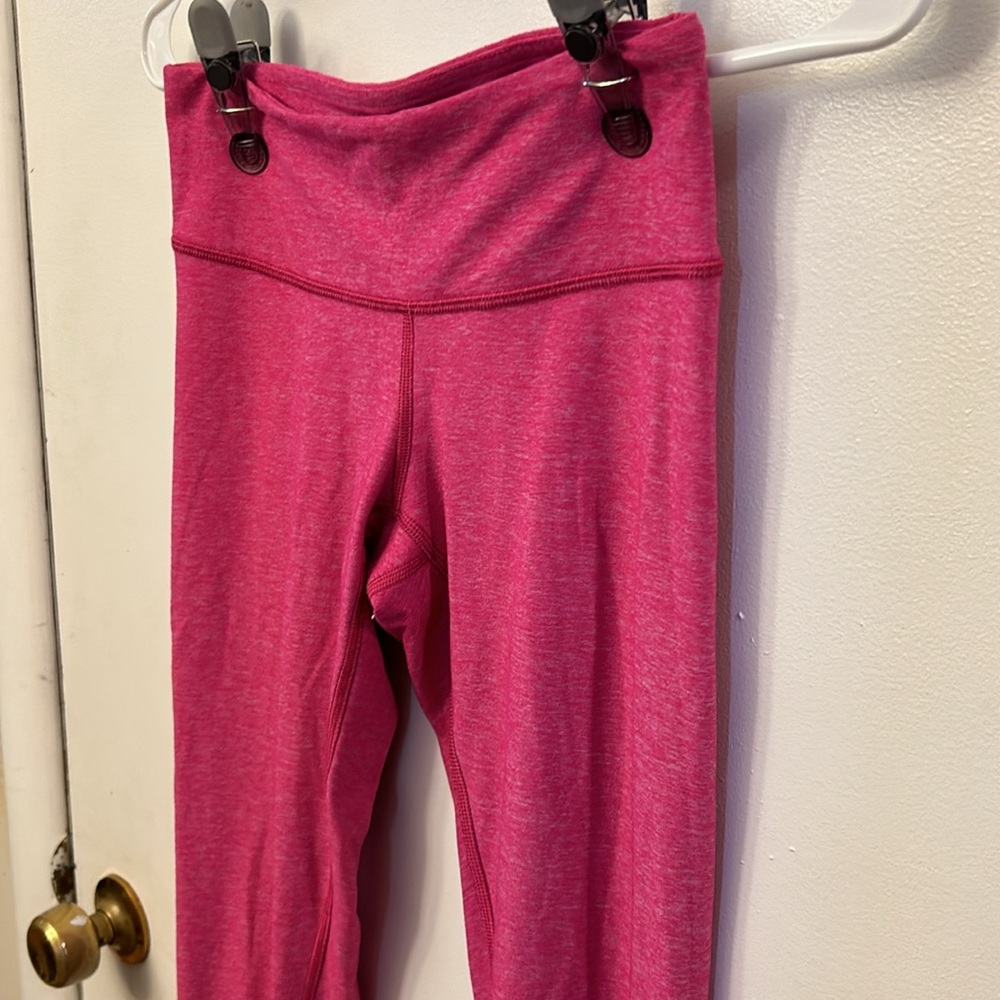 Lululemon Women’s Leggings Pink ~12” across